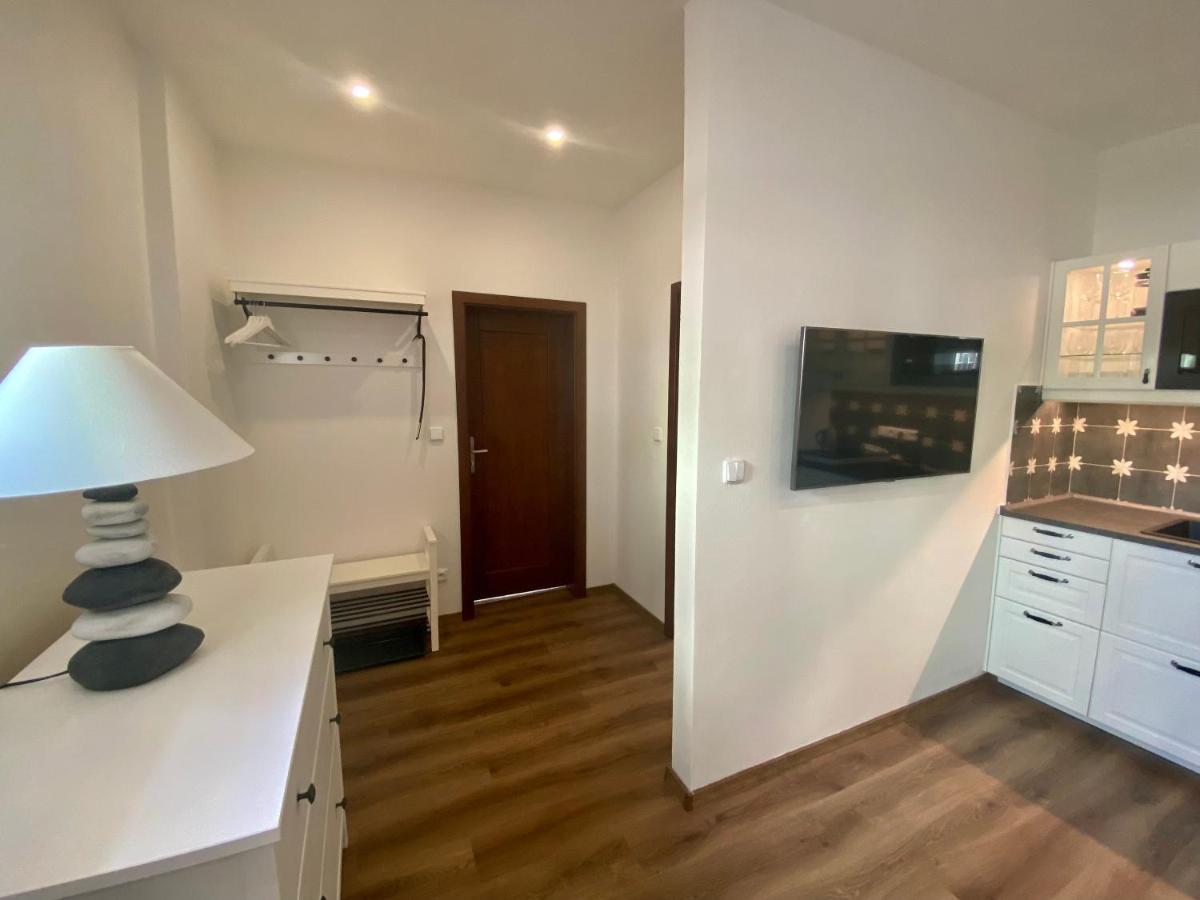 Apartmany V Ulicce Frymburk Exterior photo