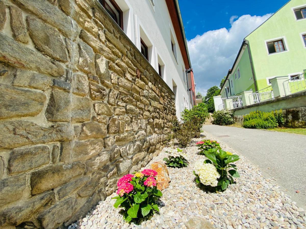 Apartmany V Ulicce Frymburk Exterior photo