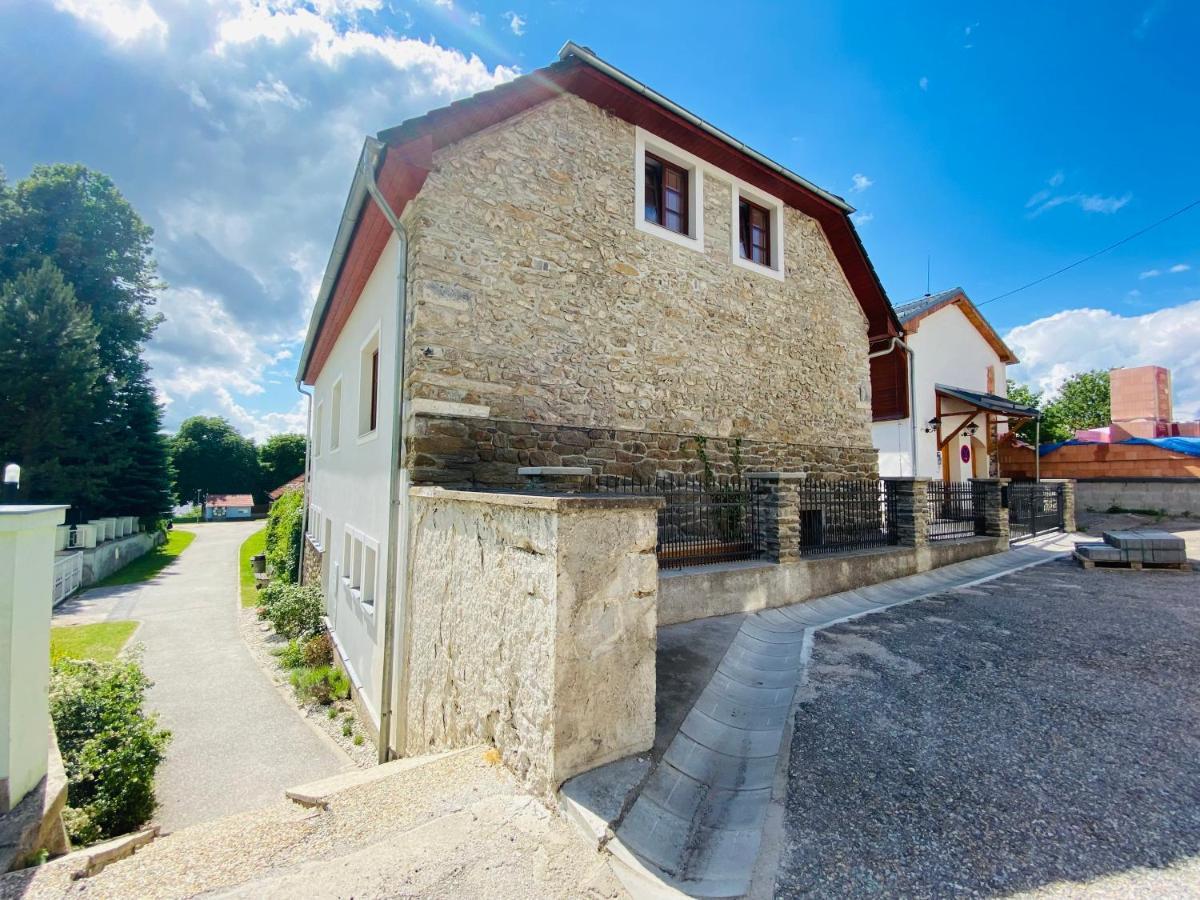 Apartmany V Ulicce Frymburk Exterior photo