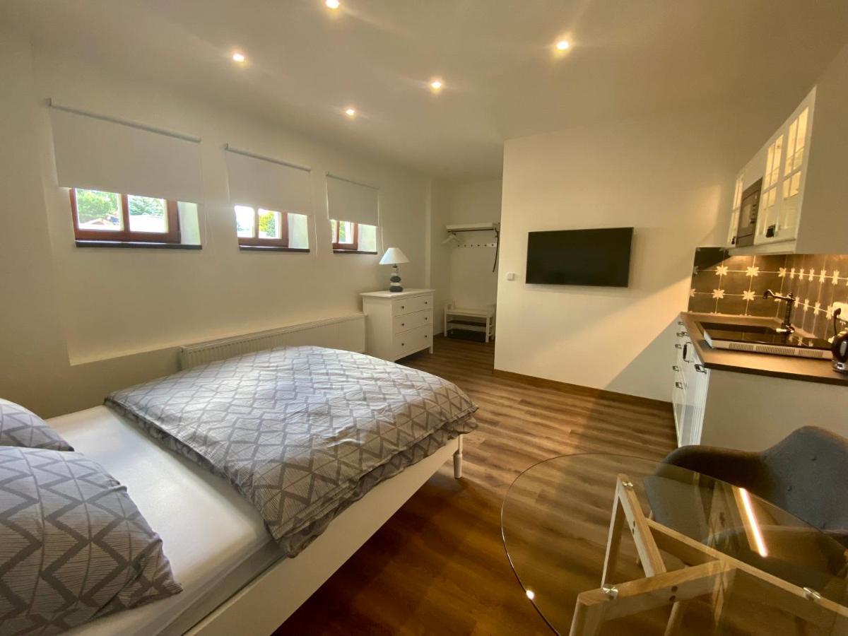 Apartmany V Ulicce Frymburk Exterior photo